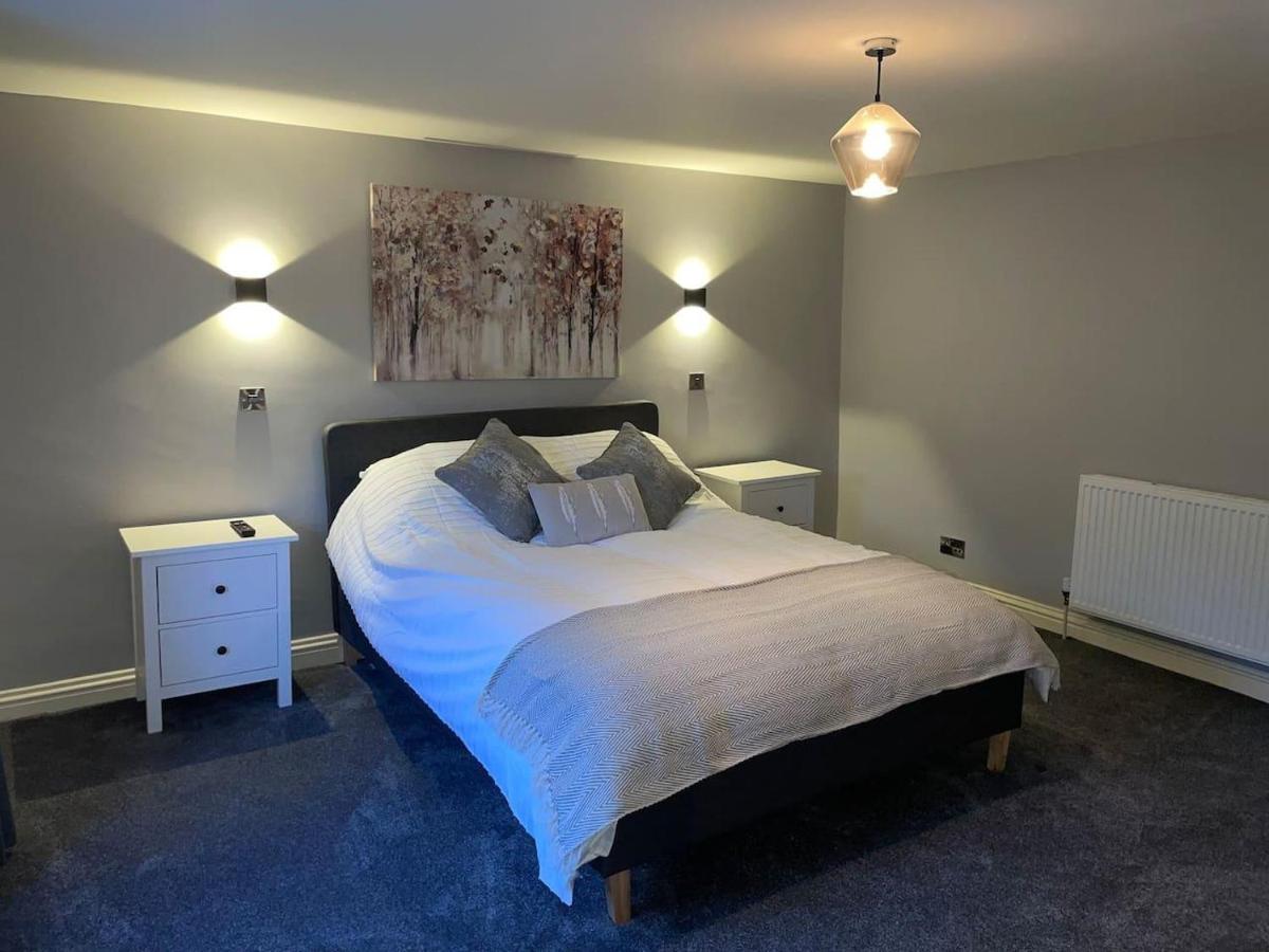 Cosy Apartment Above Village Pub Buxton  Eksteriør bilde
