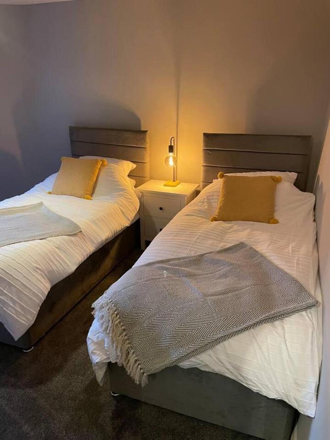 Cosy Apartment Above Village Pub Buxton  Eksteriør bilde