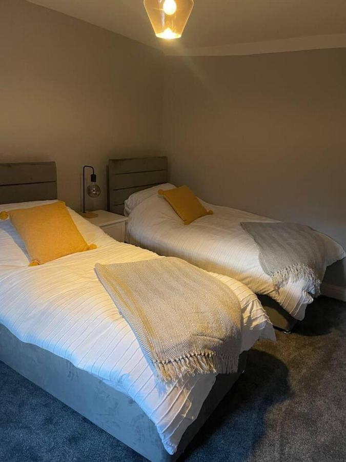 Cosy Apartment Above Village Pub Buxton  Eksteriør bilde